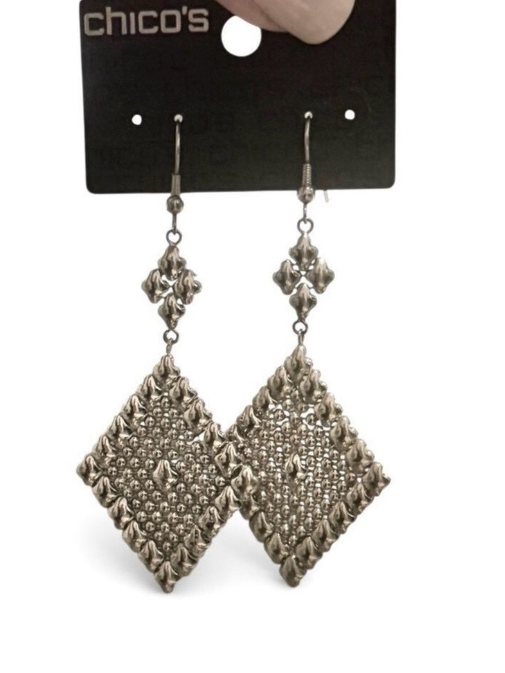 CHICO’s Silver Diamond Textured 3” Drop Hook Earrings | NWT
